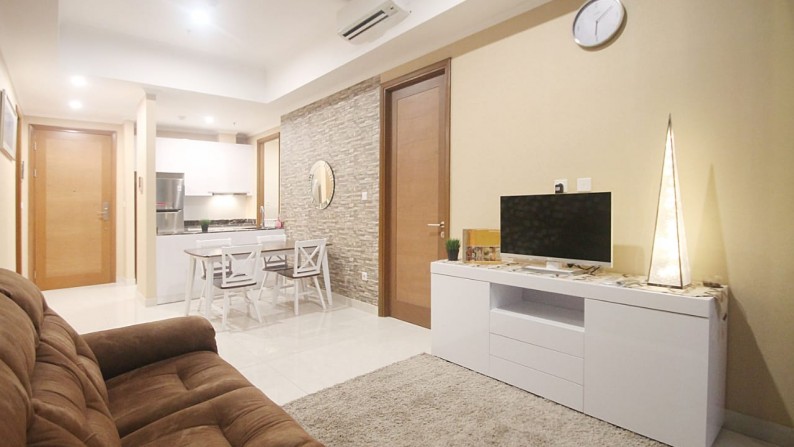 Apartemen di Kawasan Taman Anggrek (Pool View)