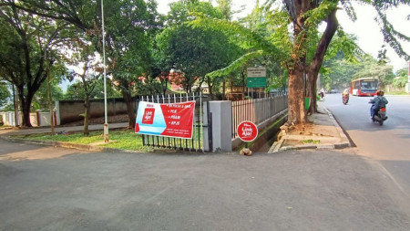 Rumah asri lokasi startegis di jl Fatmawati