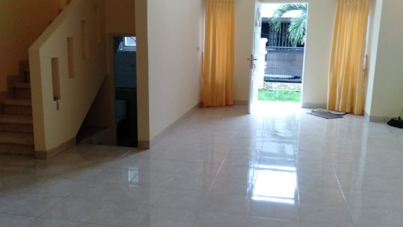 Rumah siap huni di BSD