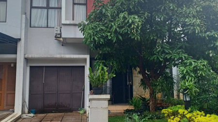 Rumah Hook Siap Huni di Cluster Newton Barat Gading Serpong Tangerang Sbb :