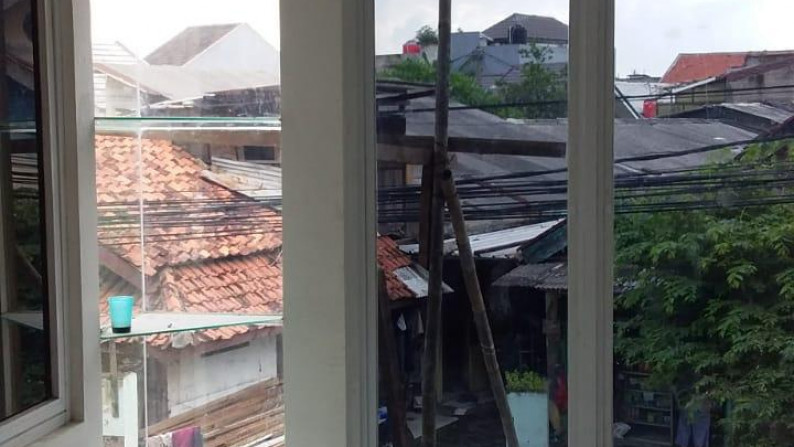 Rumah siap huni di Bintaro Jaya 7