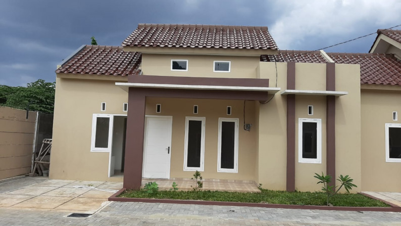 Rumah cantik  Harga Bersahabat di Cluster  Annysah Residence