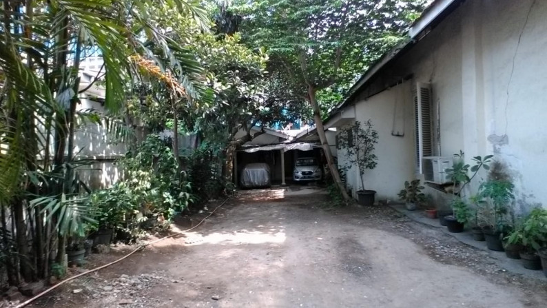 Dijual Rumah Lama Lokasi Terbaik Jakarta Pusat