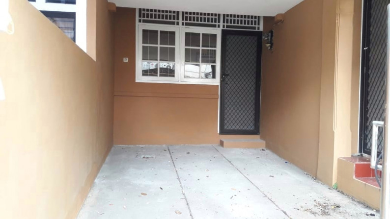 Rumah  Bagus di Bintaro Jaya 9