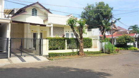 Rumah siap huni di Bintaro Jaya 5