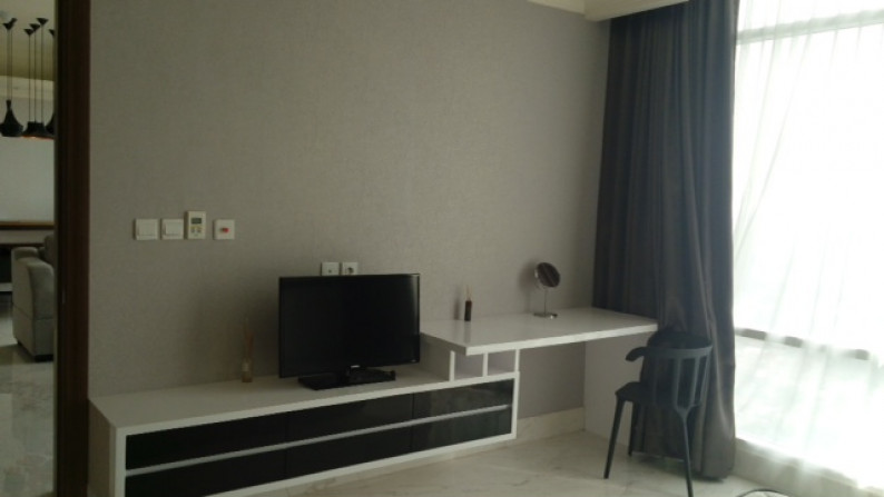 Apartemen Mewah Botanica Simprug 2+1 Bedrooms