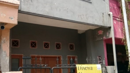 Rumah gubeng kertajaya 2 lantai SHM