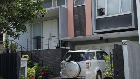 Dijual Rumah Asri di Pondok Hijau Golf - Sapphire Summarecon Serpong