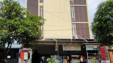Dijual Kost dan Penginapan Income Ratusan Juta di Rungkut