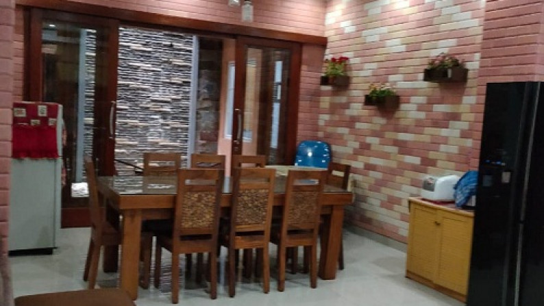 DiJual Rumah Bagus rapih di Alicante Gading serpong - Tangerang Selatan