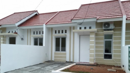 Rumah Baru, Minimalis, dan Lokasi Strategis @Griya Jakarta, Pamulang