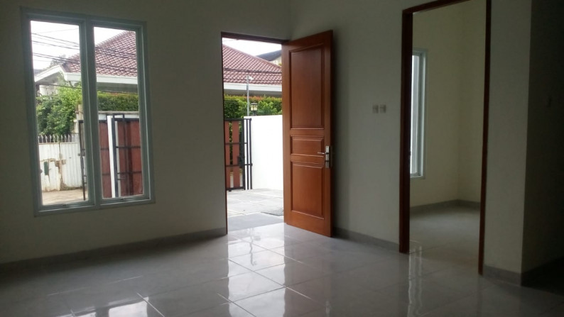 Dijual rumah baru di tanah kusir, kebayoran lama