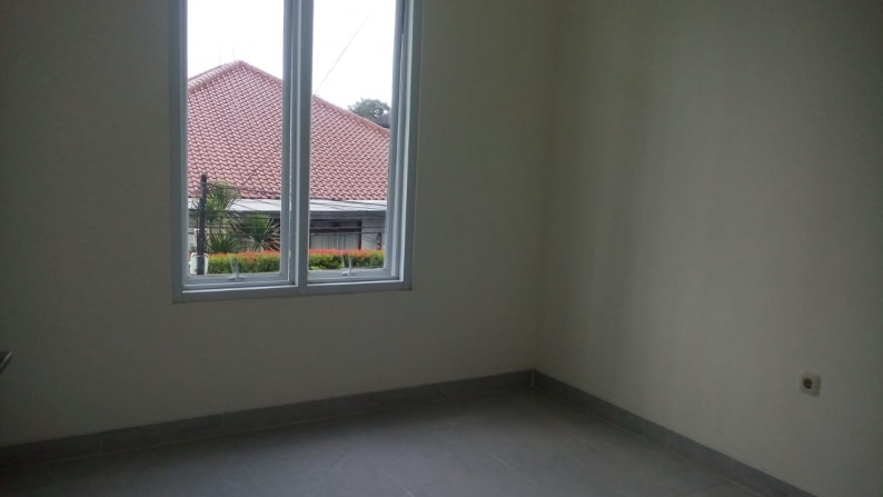 Dijual rumah baru di tanah kusir, kebayoran lama