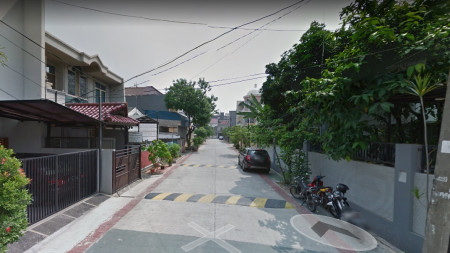 Jual Cepat Rumah Tua, Lokasi Terbaik @ Green Garden