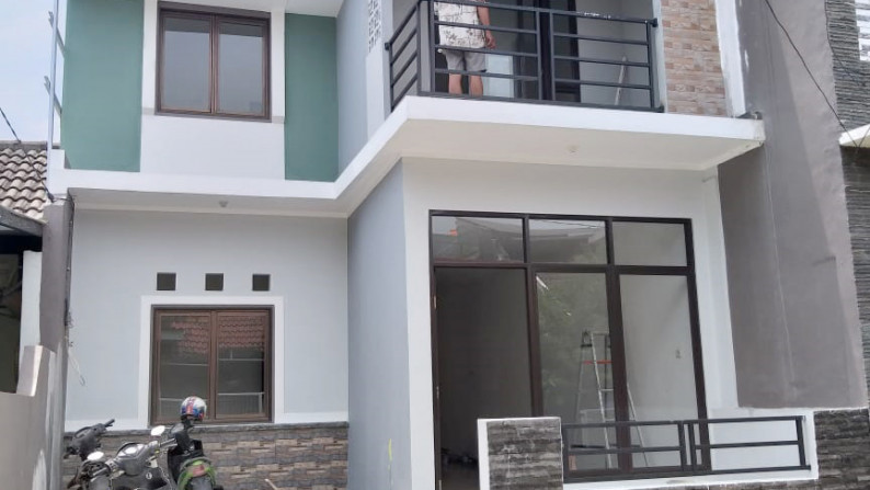 Rumah Baru, Murah dan Siap Huni di dalam cluster Graha Raya, Bintaro