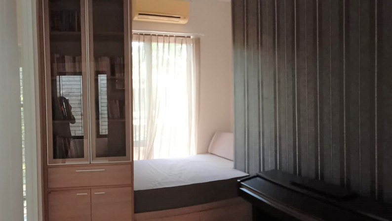 Rumah Cantik, Siap Huni, dan Hunian Nyaman @Emerald Terrace, Bintaro