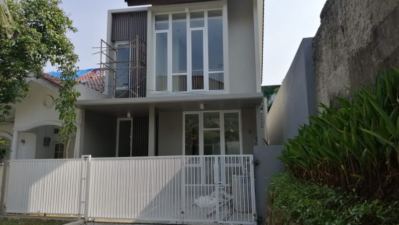 Rumah cantik siap huni di ciputat