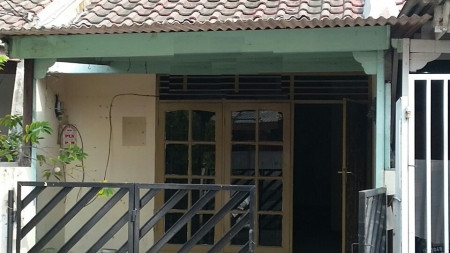 Rumah dijual, siap pakai, lokasi aman,tenang, bersih.