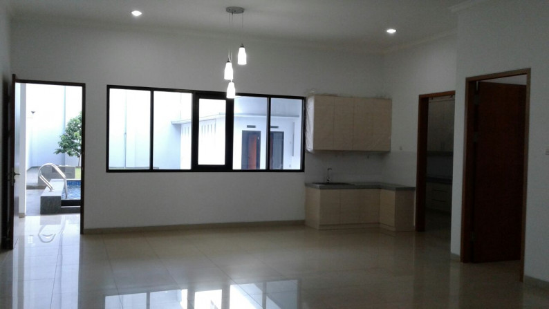 Jual Rumah Terusan Hanglekir Kebayoran Baru