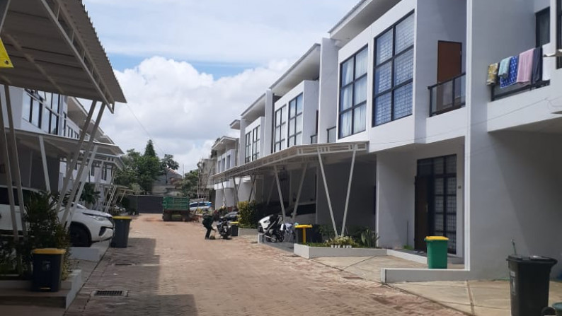 Rumah Baru, Dalam Cluster, dan Hunian Nyaman @Royal Bintaro Residence, Ciputat