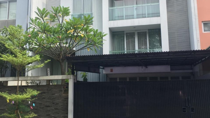 Rumah dijual di Citra Garden 6, Cluster Orange Haliconia, Jakarta Barat.