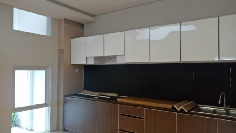 Hunian Nan Cantik di Cluster exclusive di Puri Bintaro Sektor 9