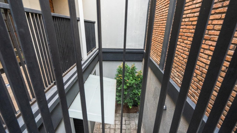 Townhouse Disewakan di Cipete, Jakarta Selatan, Dalam Cluster, Private Pool, 3 Bedrooms