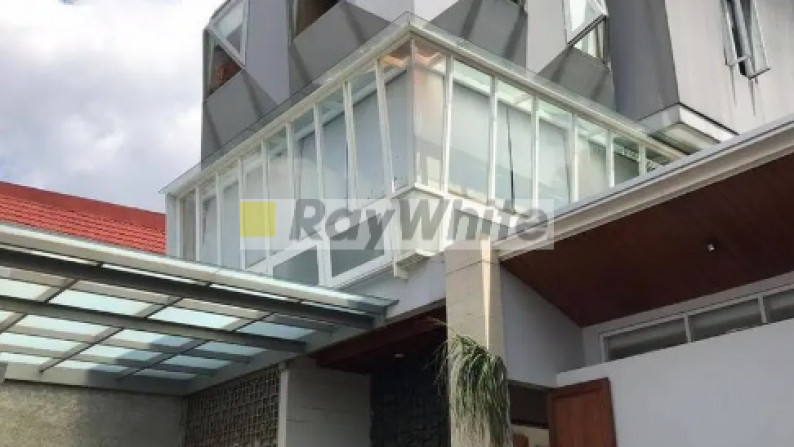 Dijual Rumah Design Kontemporer