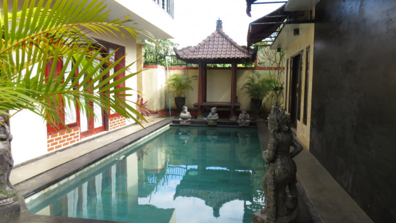Villa Freehold 200 Sqm in Bukit Unggasan