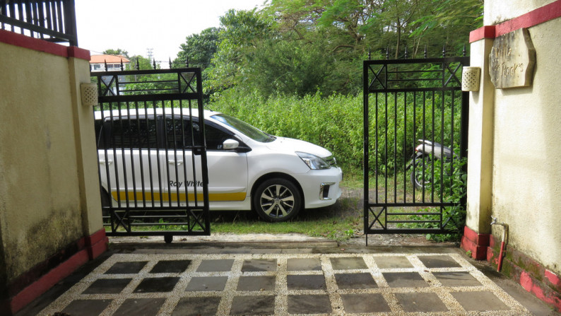 Villa Freehold 200 Sqm in Bukit Unggasan