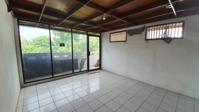 For Sale! rumah di daerah Lebak Bulus, Jakarta Selatan.