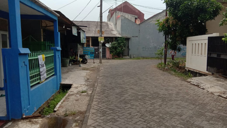 Rumah dijual di Jl. Darussalam Raya Cipondoh *0024-WIR*