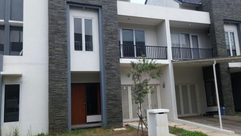 Rumah dijual di Premier Village Cipondoh *0008-HEN*