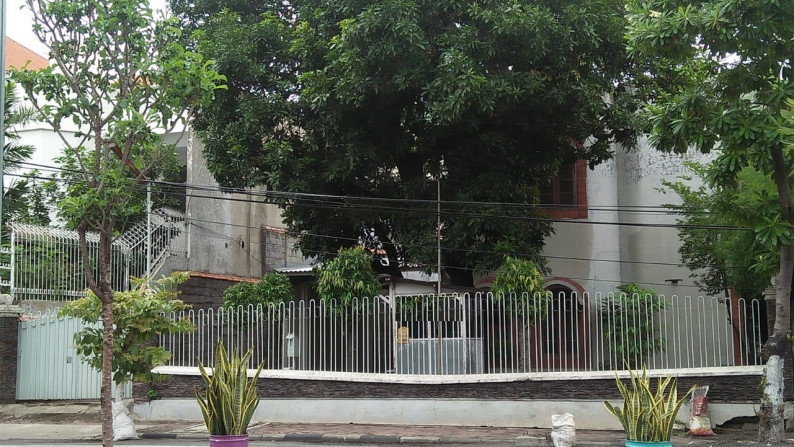 Rumah jalan kutai Surabaya