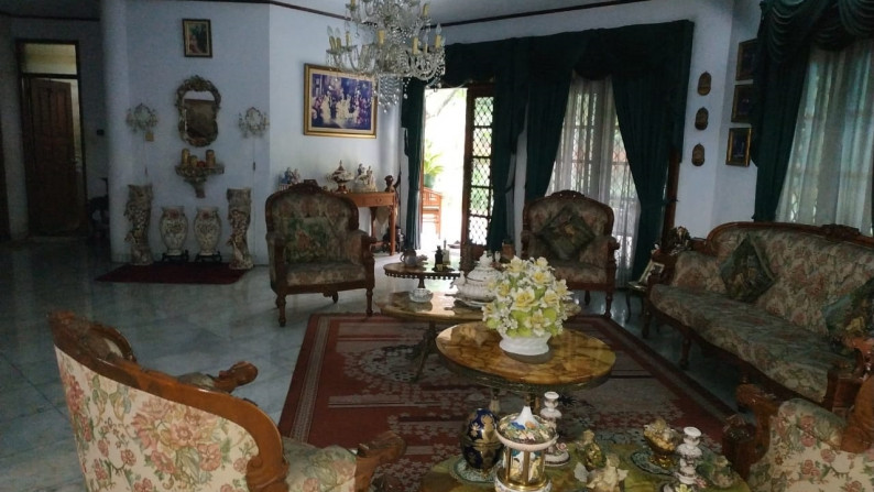 Rumah dijual di Komp. Kavling Polri Jagakarsa *0012-TAT*