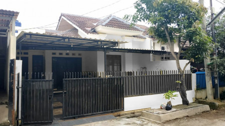 Rumah Murah dan Siap Huni Lokasi Hoek di Puri Bintaro Indah