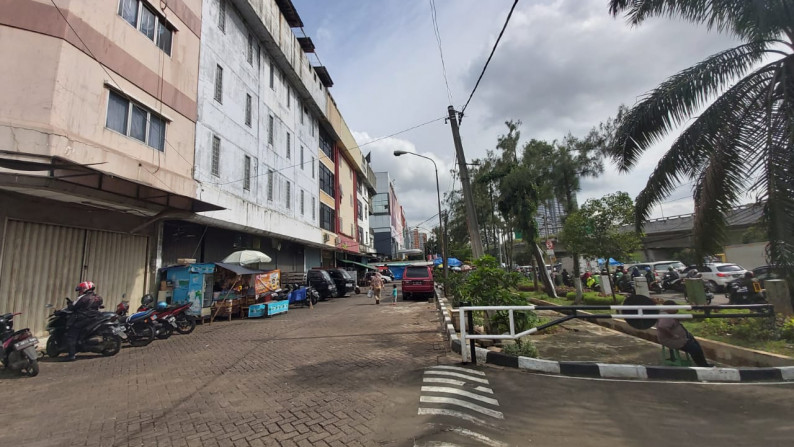 Ruko dijual di Lingkar Luar Barat, Cengkareng  *0046-GANLUC*