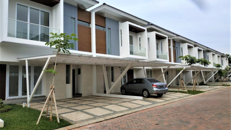 Rumah dijual diRiviera at Puri, Cipondoh, Tangerang *0003-TAT*