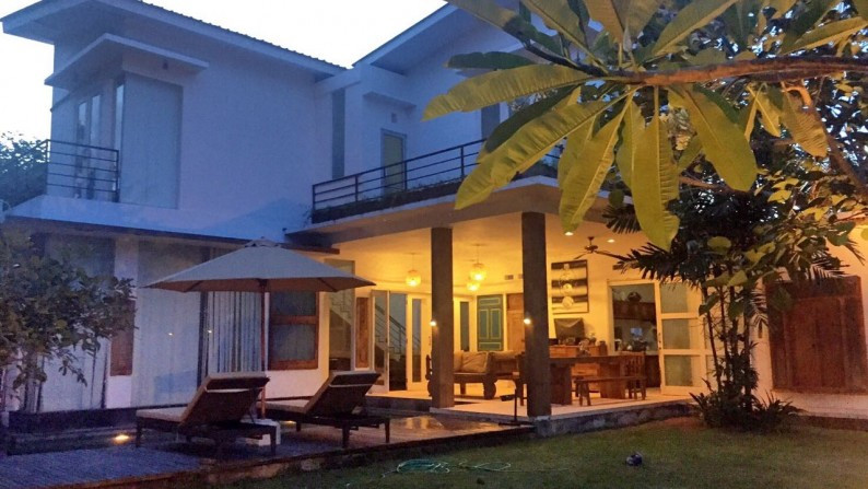 FREEHOLD MODERN VILLA IN UNGASAN