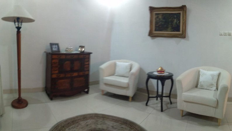 Rumah Lux  di daerah bintaro sektor 9