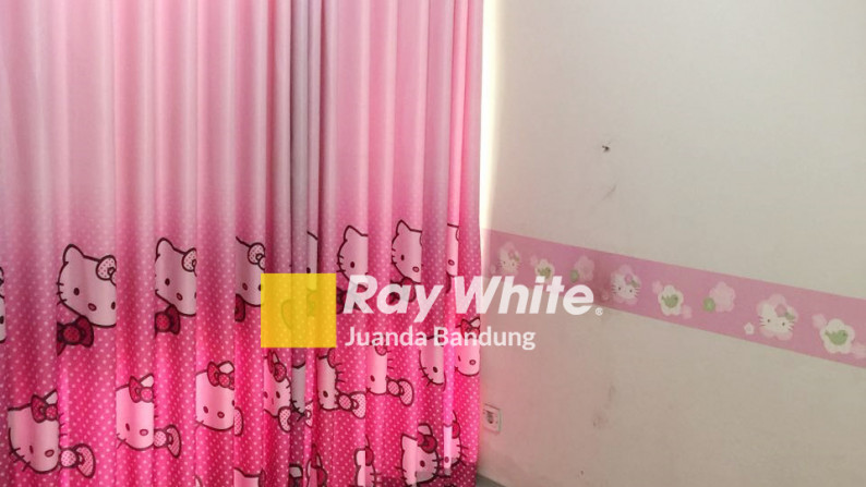 TERJUAL Rumah Cantik Minimalis Kota Baru Parahyangan