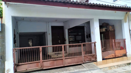 Rumah dijual di Jl. Dr. Susilo, Grogol Petamburan *0051-JOH*