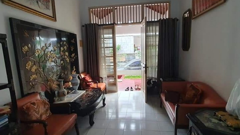 Dijual Rumah Siap Huni Harga Terbaik komplek Cinere