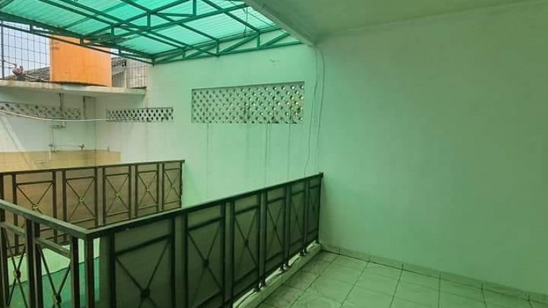 Dijual Rumah Cantik Dalam Komplek Cirendeu