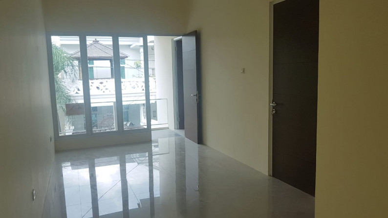 Rumah Baru, Strategis, dan Hunian Nyaman @Titihan, Bintaro