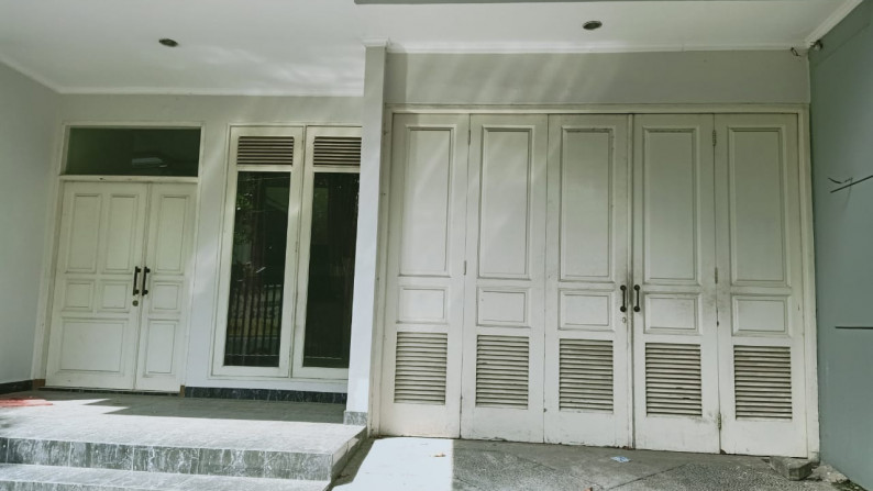 Rumah Prada Indah Surabaya