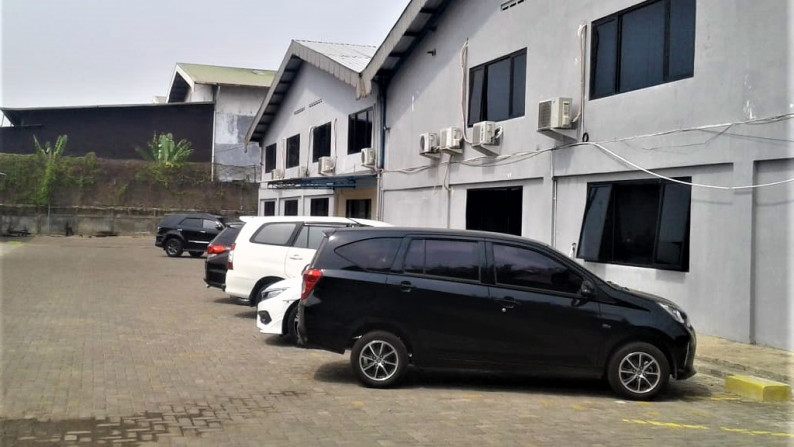 Pabrik dijual di Jl. Kapuk Kamal, Cengkareng *0049-JOH*