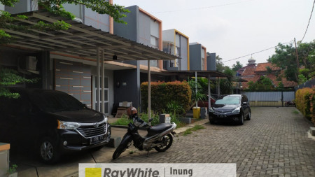 Rumah Modern Minimalis di Cluster Gandul