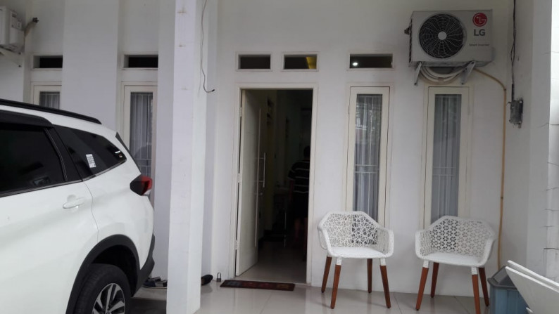 Rumah Minimalis, Siap Huni, dan Dekat Bintaro Jaya @Villa Bintaro Regency, Pondok Aren