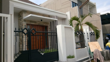 Rumah sewa kutisari indah utara Surabaya